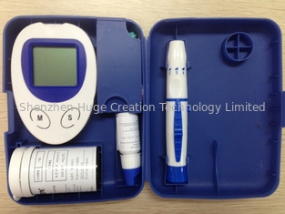 China Van de het Bloeddiabetes van het kleurenvakpakket de Glucosemeter met 25pcs-Teststrook leverancier