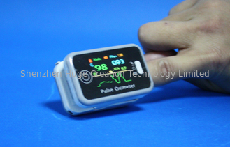 China De draadloze -Sensor van Oximeter van de Vingerimpuls voor Zuigeling leverancier