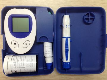 China Van de het Bloeddiabetes van het kleurenvakpakket de Glucosemeter met 25pcs-Teststrook verdeler